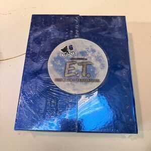 E.T. The Extra-Terrestrial Ultimate Gift Set DVD Box Set Sealed Universal